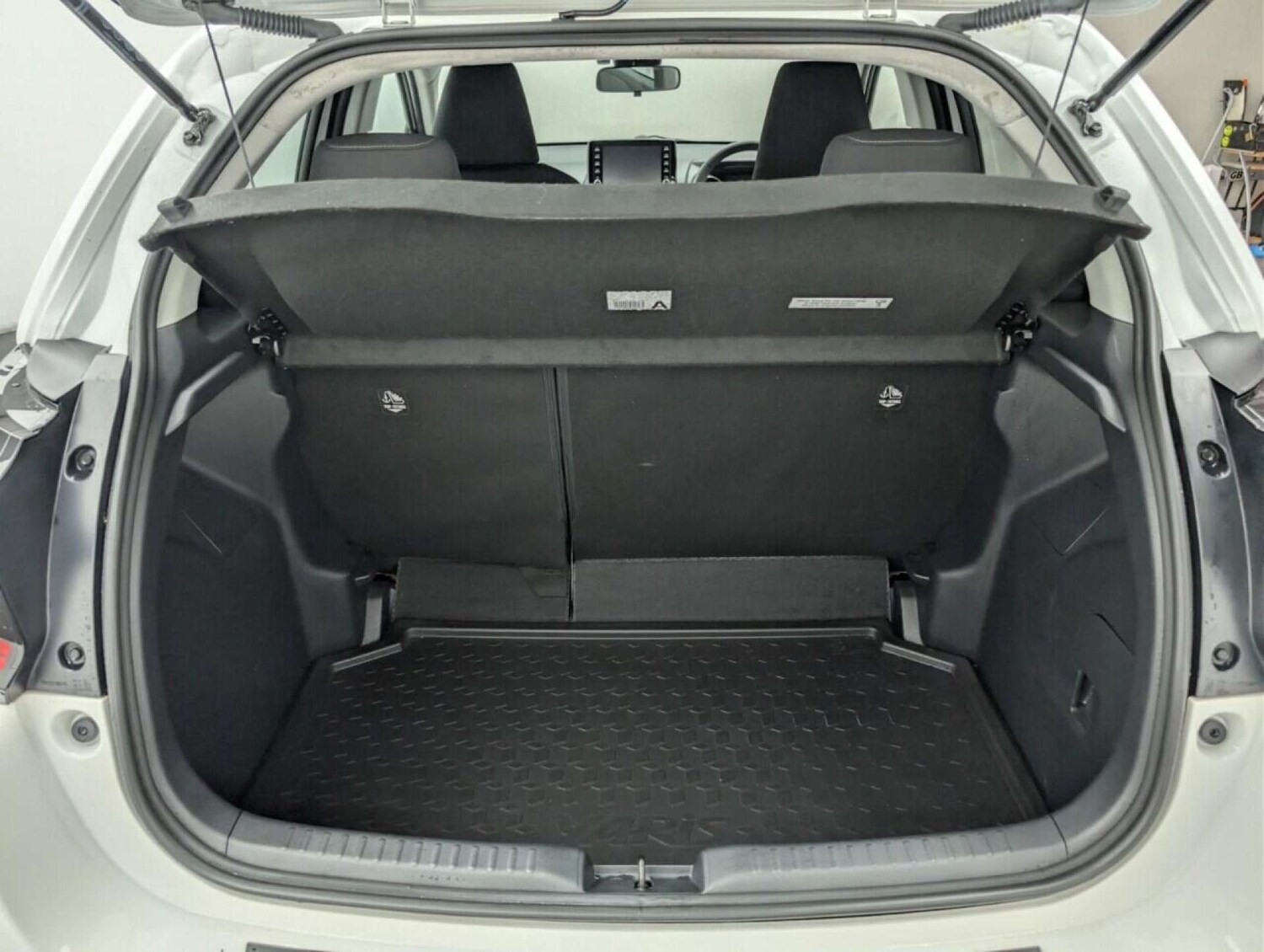 Used Toyota Yaris 2021 for sale - 77713915: Photo 24