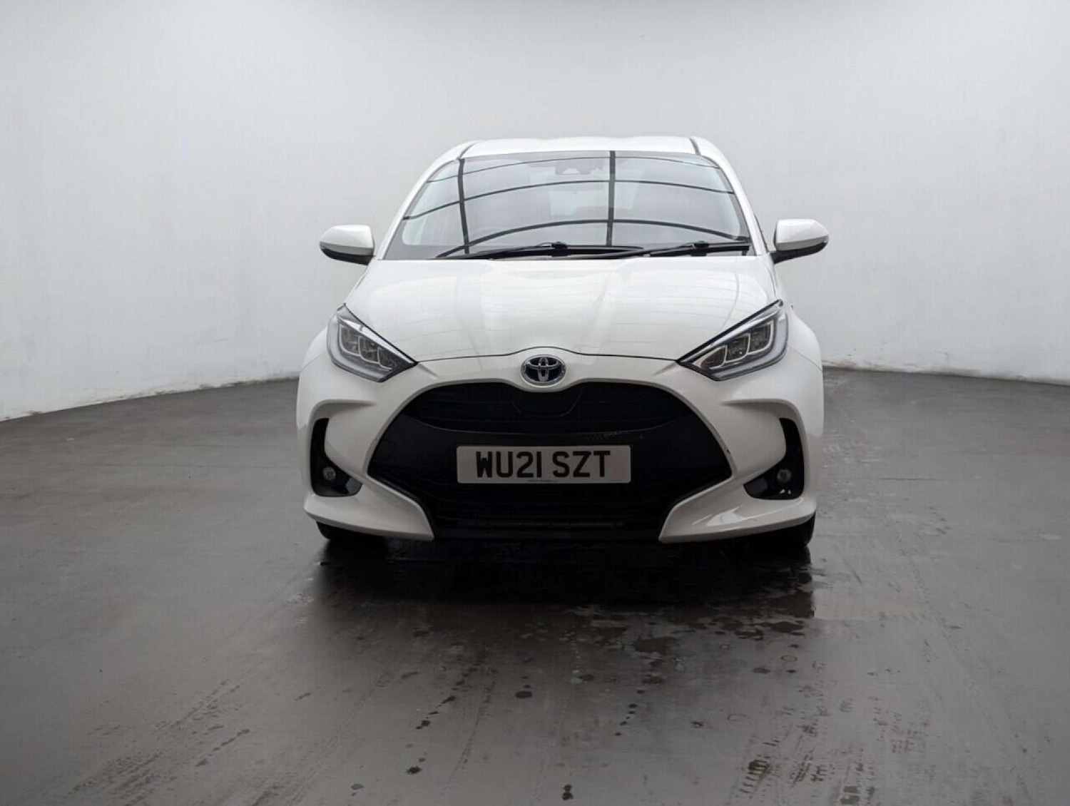 Used Toyota Yaris 2021 for sale - 77713915: Photo 3