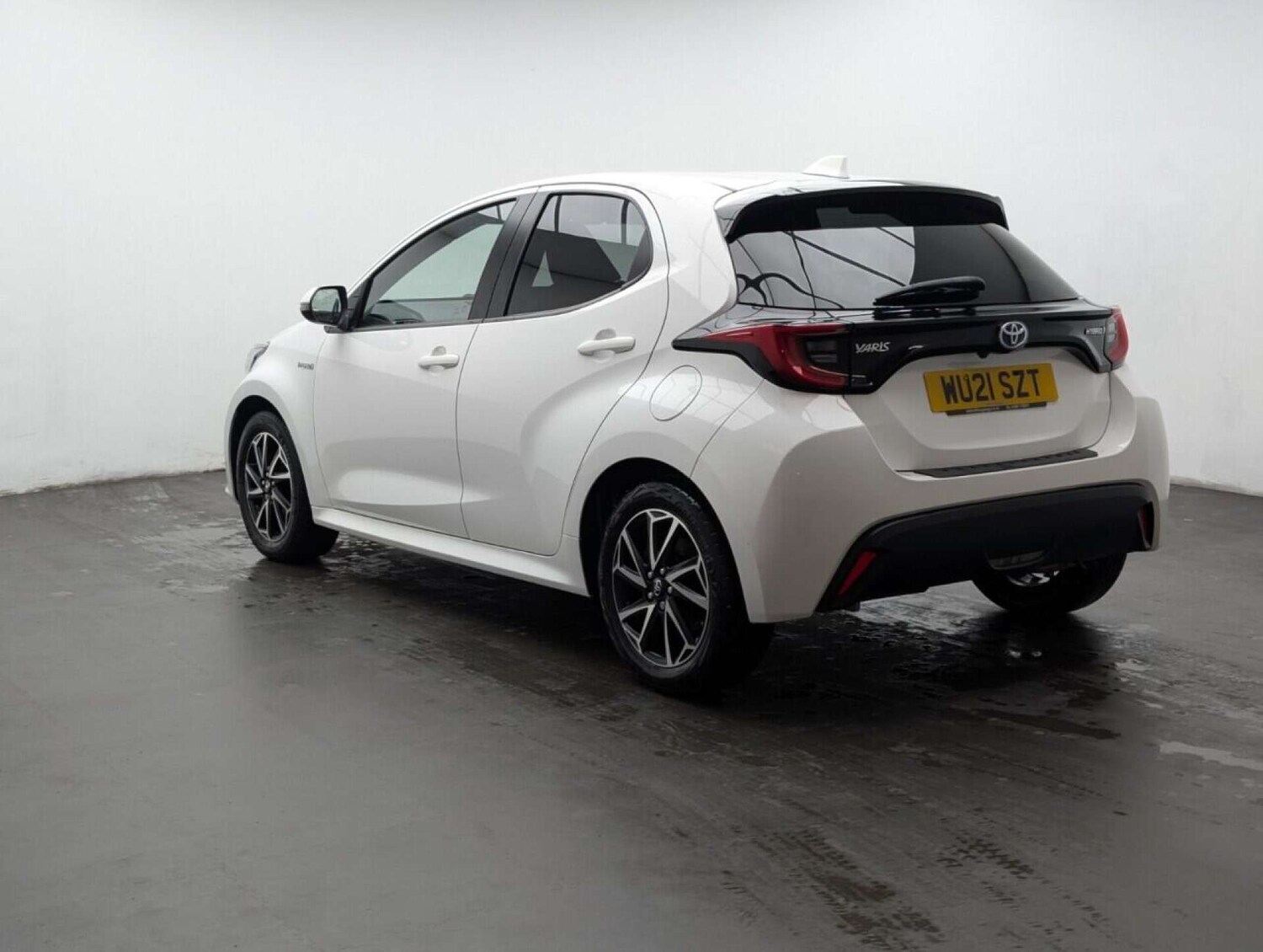 Used Toyota Yaris 2021 for sale - 77713915: Photo 6