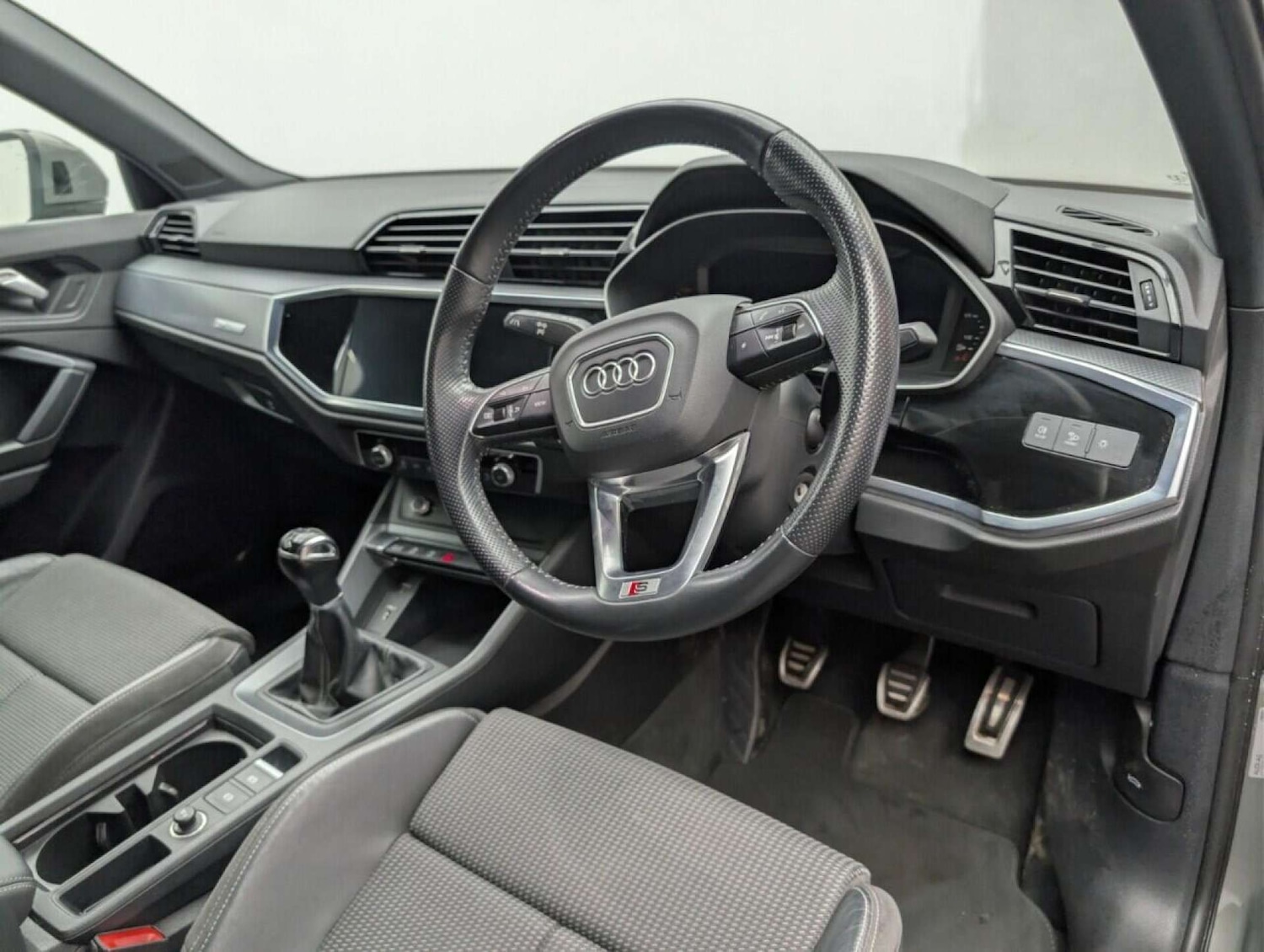 Used Audi Q3 2020 for sale - 77713537: Photo 11