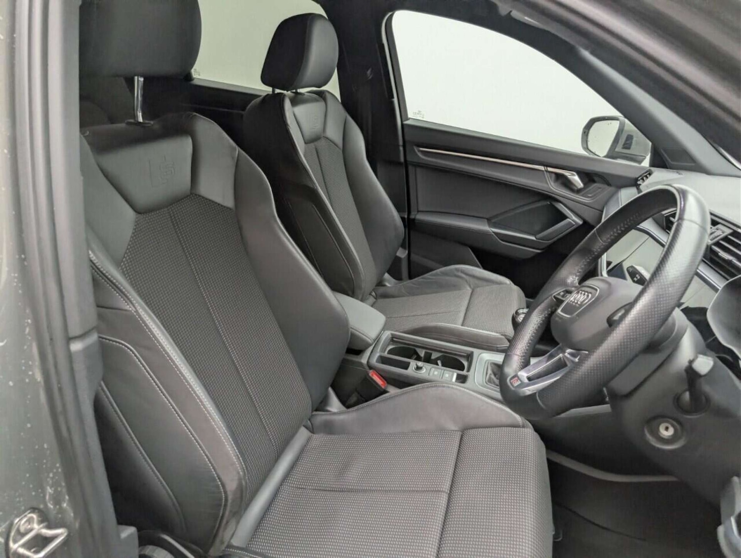 Used Audi Q3 2020 for sale - 77713537: Photo 12