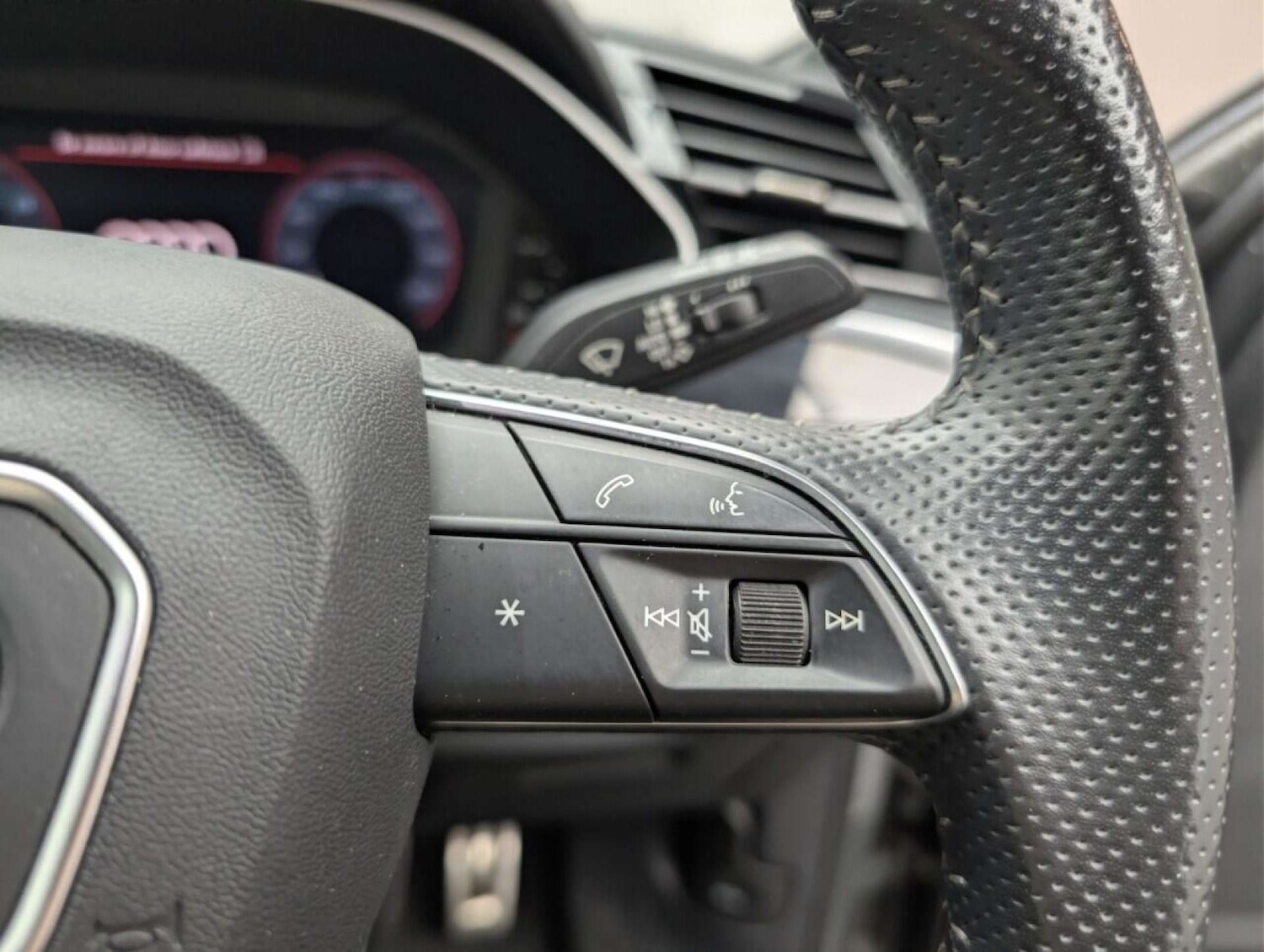 Used Audi Q3 2020 for sale - 77713537: Photo 18