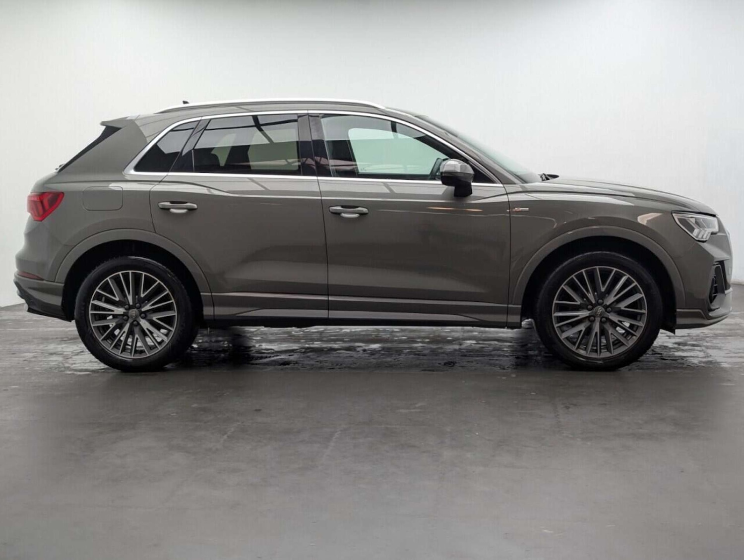 Used Audi Q3 2020 for sale - 77713537: Photo 9