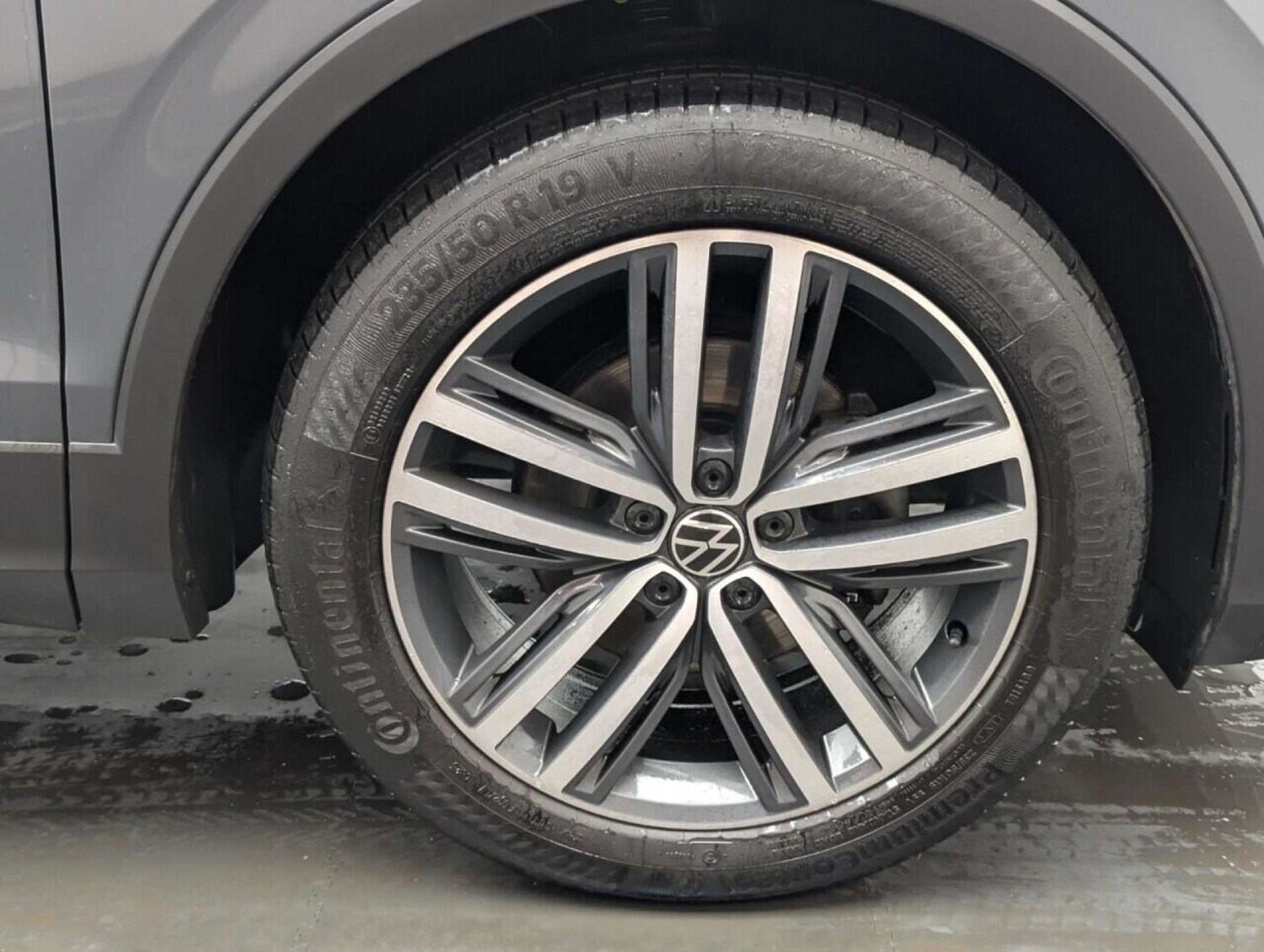 Used Volkswagen Tiguan 2022 for sale - 77713600: Photo 10