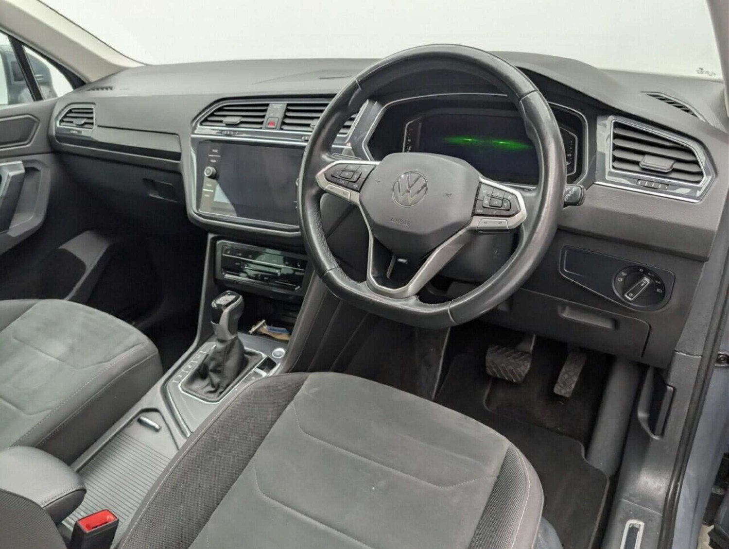 Used Volkswagen Tiguan 2022 for sale - 77713600: Photo 11