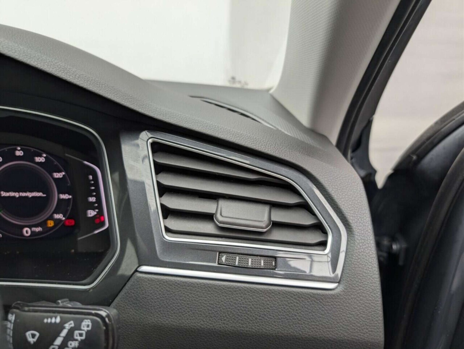 Used Volkswagen Tiguan 2022 for sale - 77713600: Photo 19