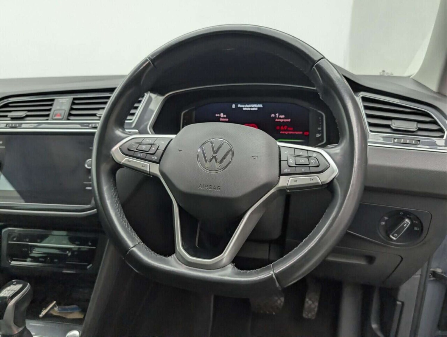 Used Volkswagen Tiguan 2022 for sale - 77713600: Photo 21
