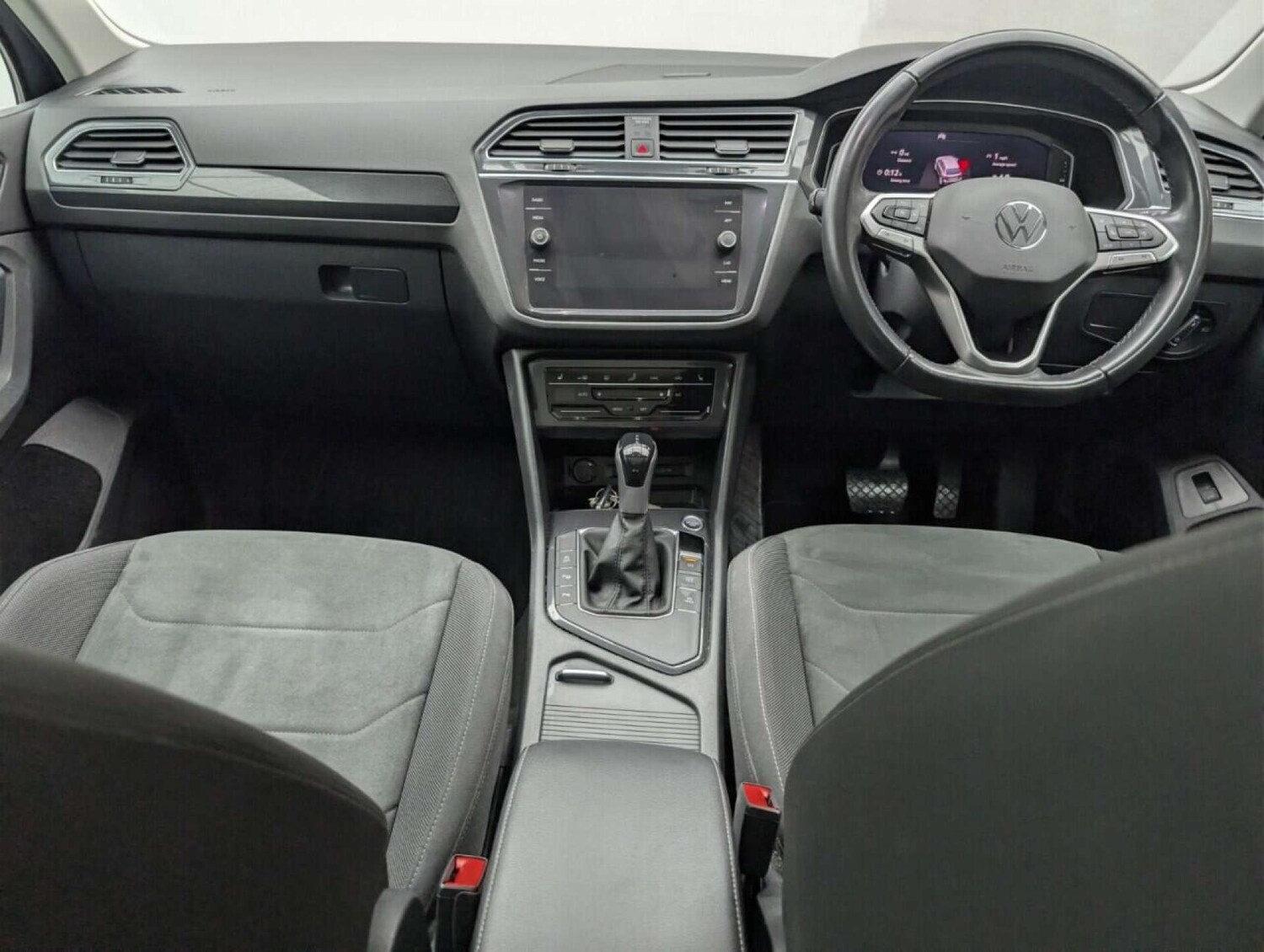 Used Volkswagen Tiguan 2022 for sale - 77713600: Photo 22