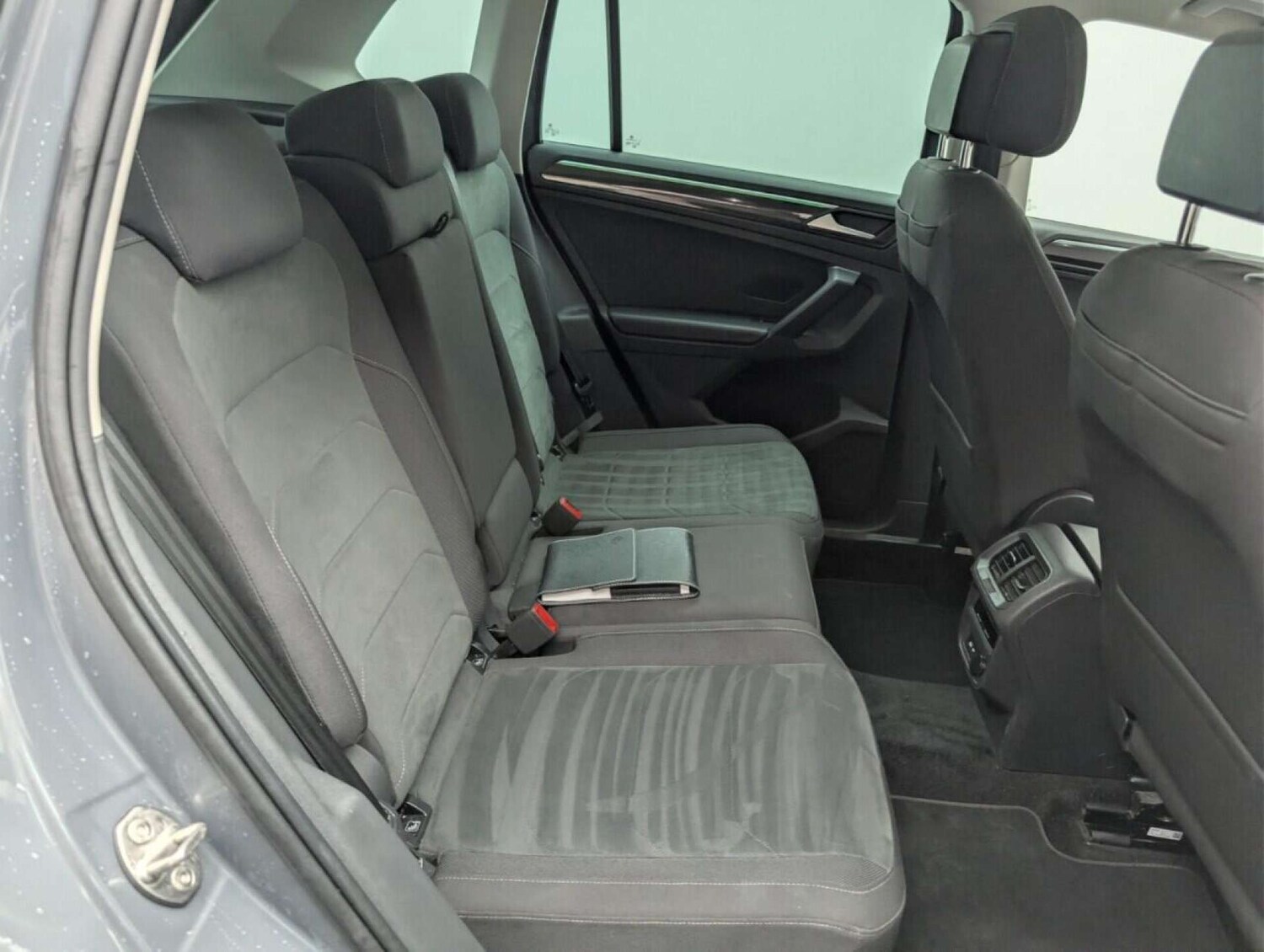 Used Volkswagen Tiguan 2022 for sale - 77713600: Photo 23