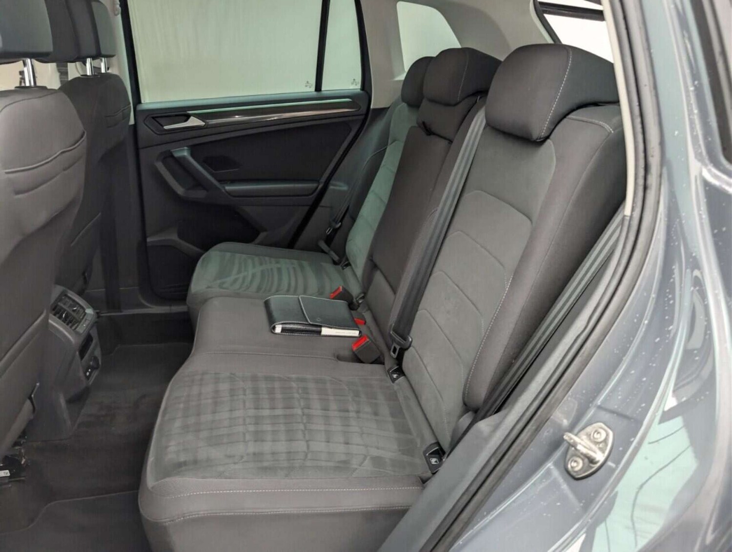 Used Volkswagen Tiguan 2022 for sale - 77713600: Photo 25