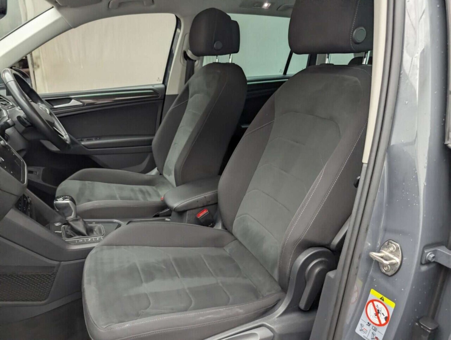 Used Volkswagen Tiguan 2022 for sale - 77713600: Photo 26