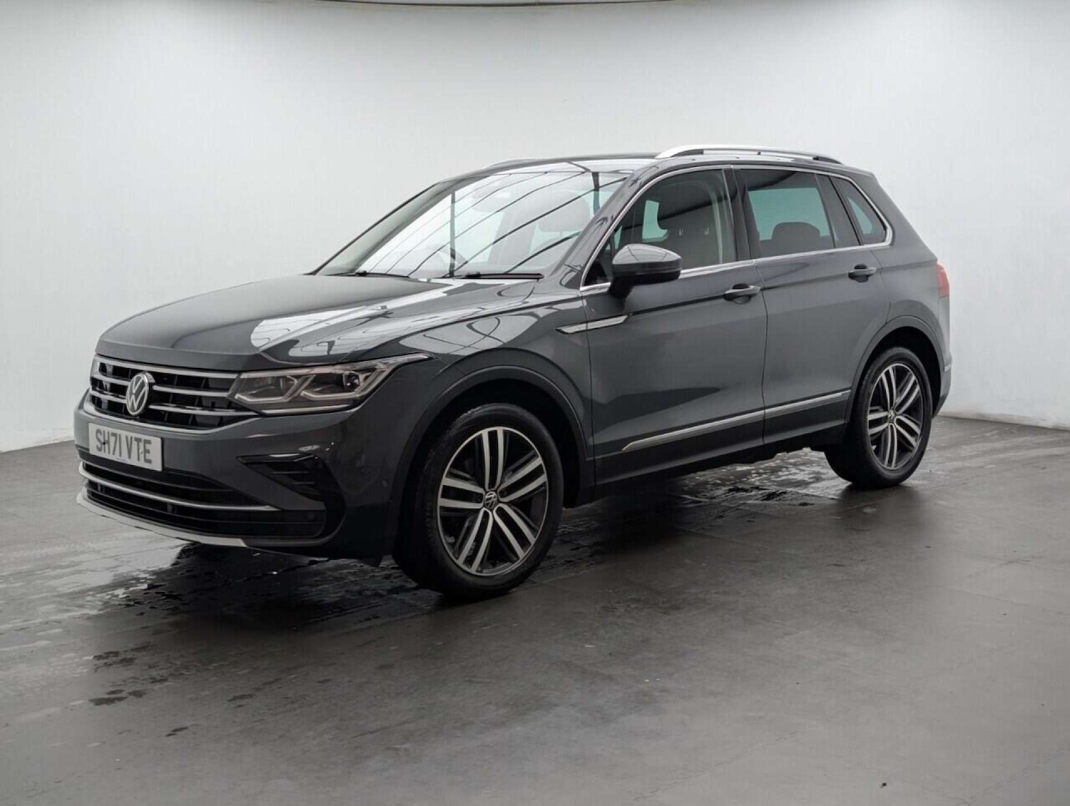 Used Volkswagen Tiguan 2022 for sale - 77713600: Photo 4