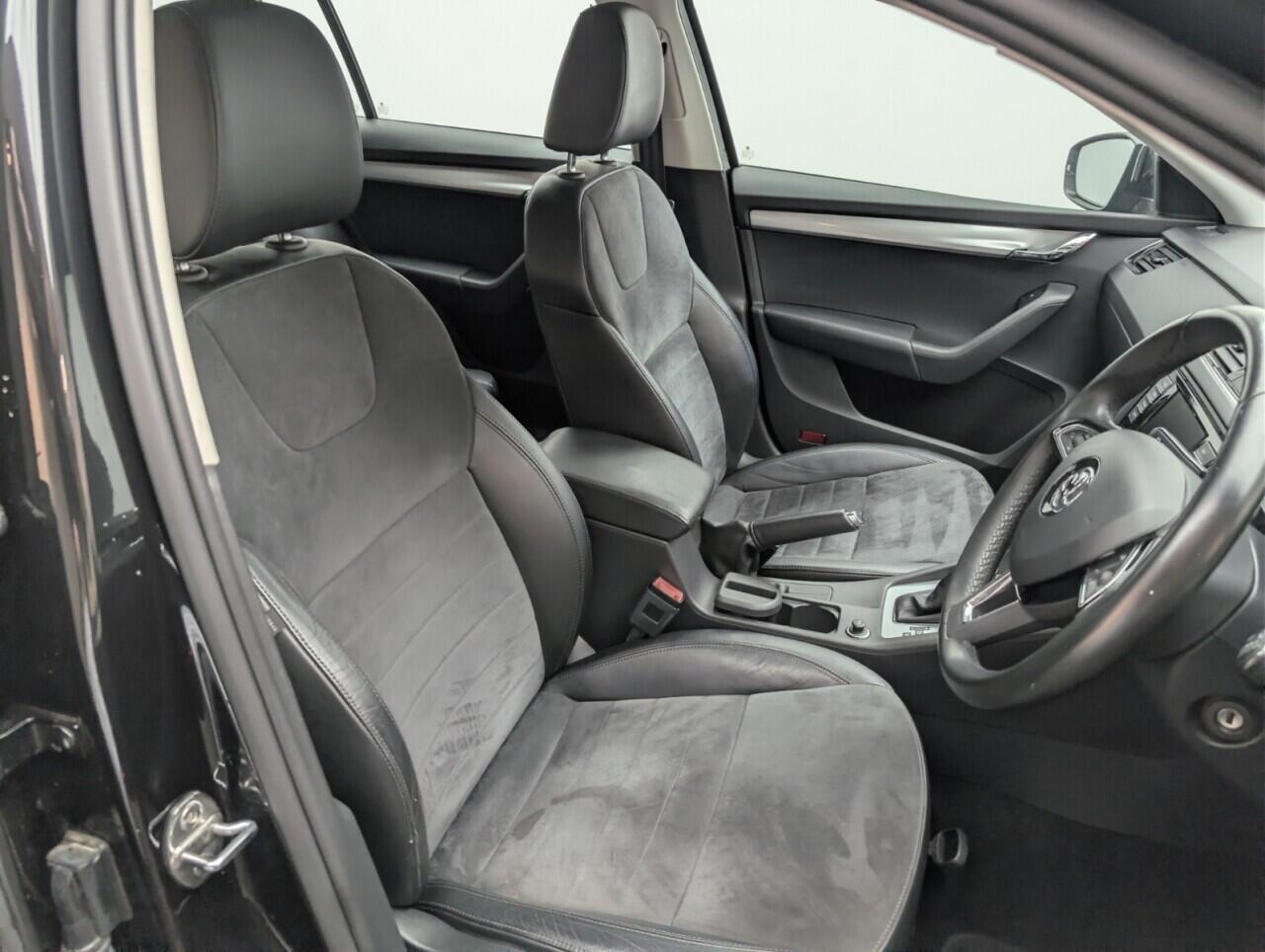 Used Skoda Octavia 2015 for sale - 76549910: Photo 12