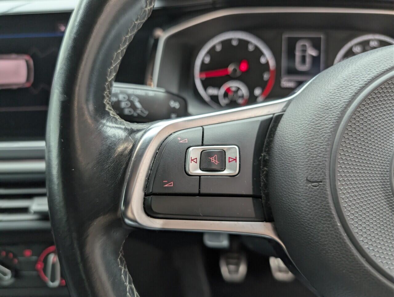 Used Volkswagen Polo 2019 for sale - 76538333: Photo 19