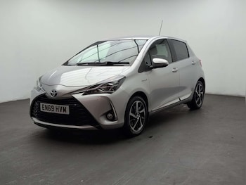 Used Toyota Yaris 2020 for sale - 79456316: Photo