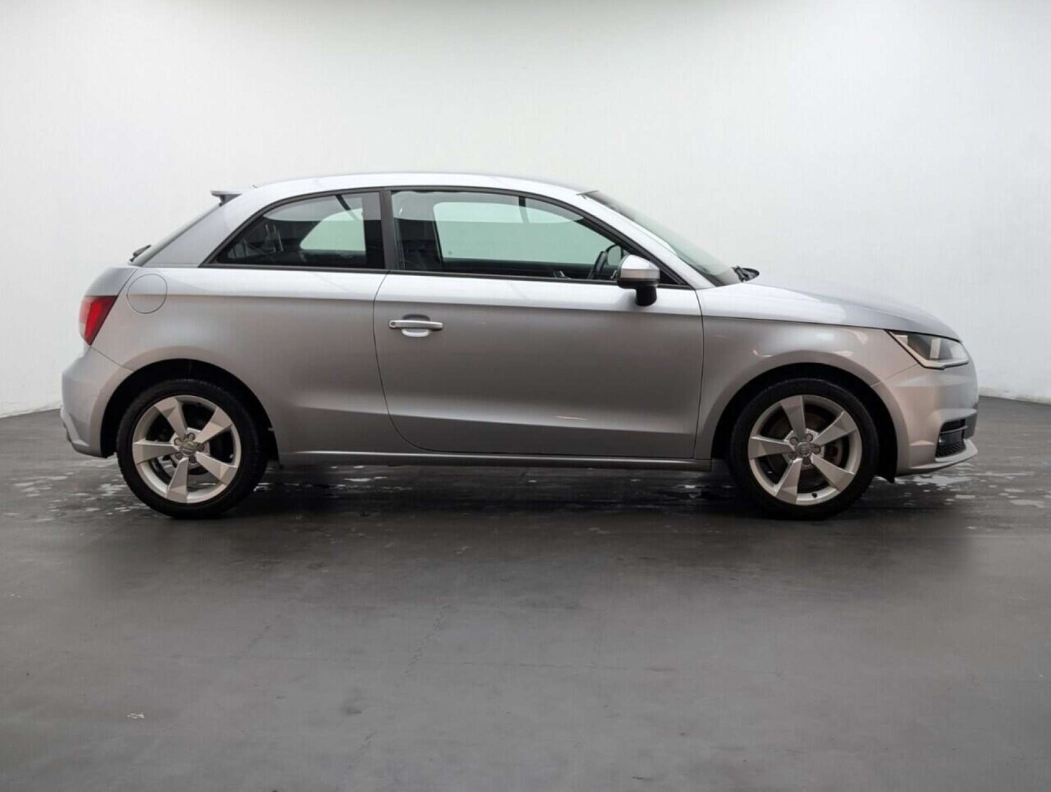 Used Audi A1 2016 for sale - 77713468: Photo 9