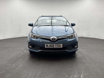 Used Toyota Auris 2018 for sale - 79407369: Photo