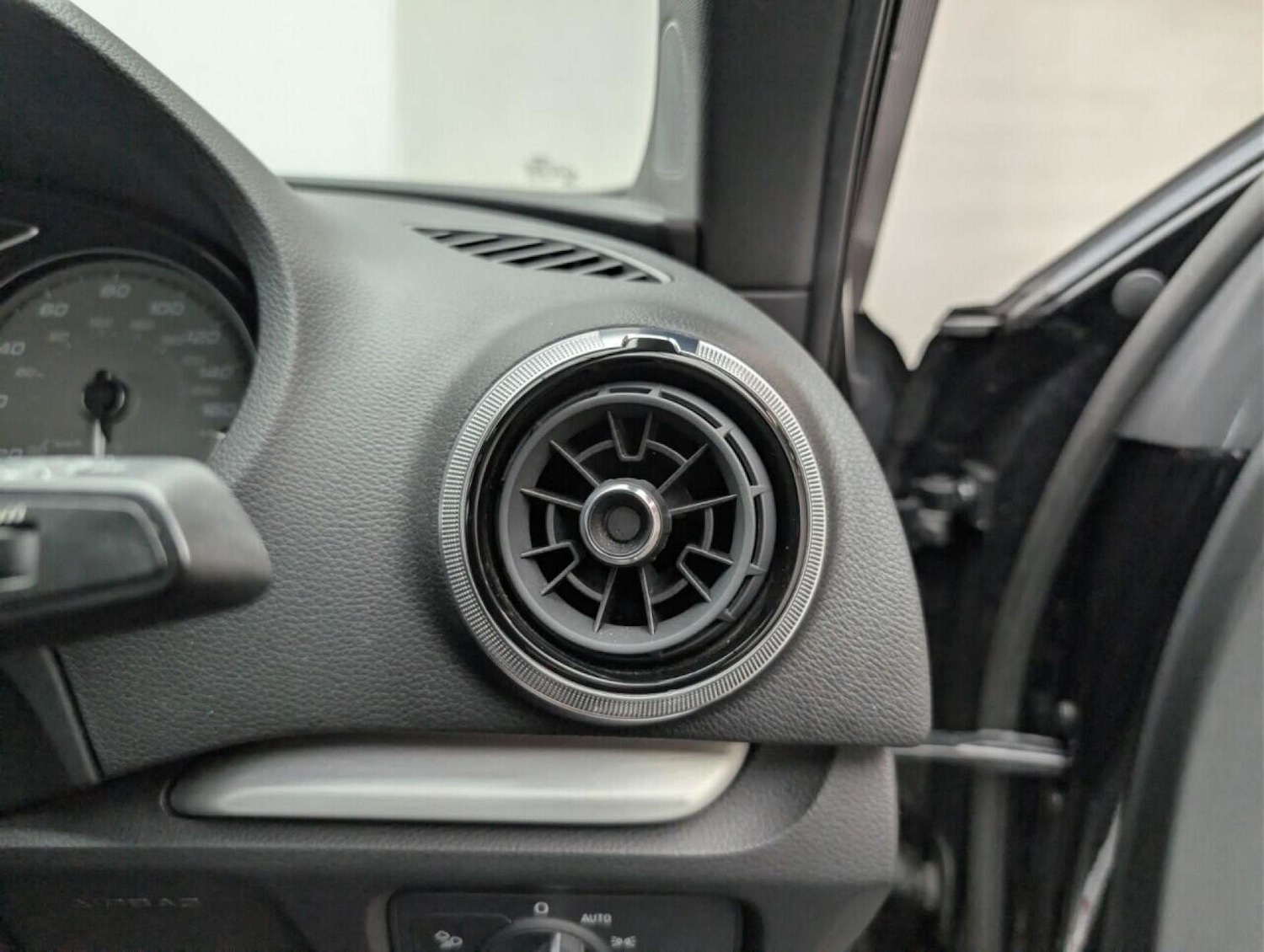 Used Audi A3 2018 for sale - 77714471: Photo 19