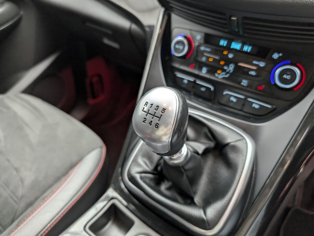 Used Ford Kuga 2018 for sale - 77344360: Photo 15