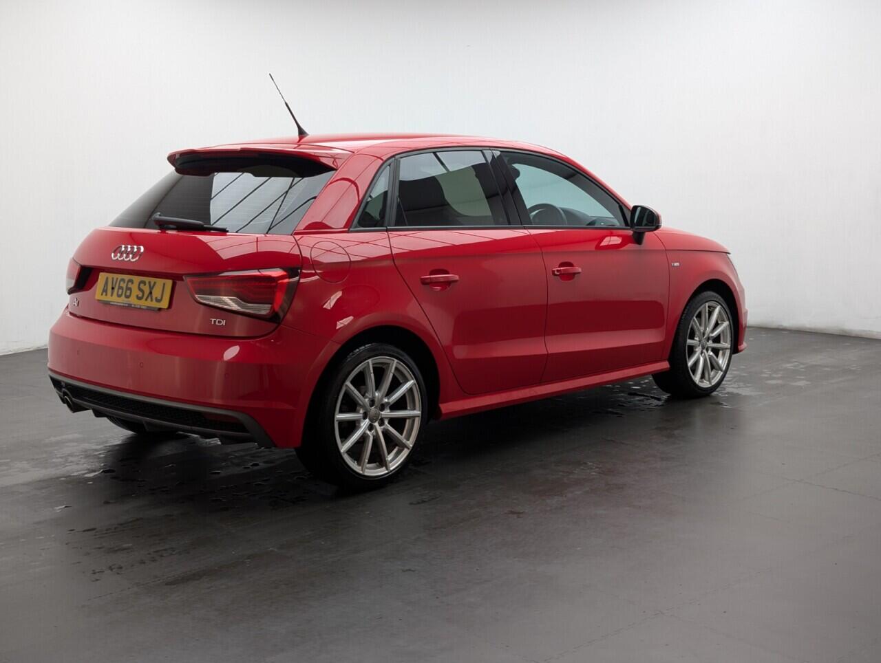 Used Audi A1 2016 for sale - 77131686: Photo 8