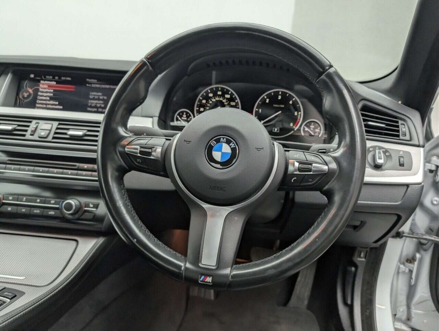 Used BMW 5 Series 2017 for sale - 77714857: Photo 21
