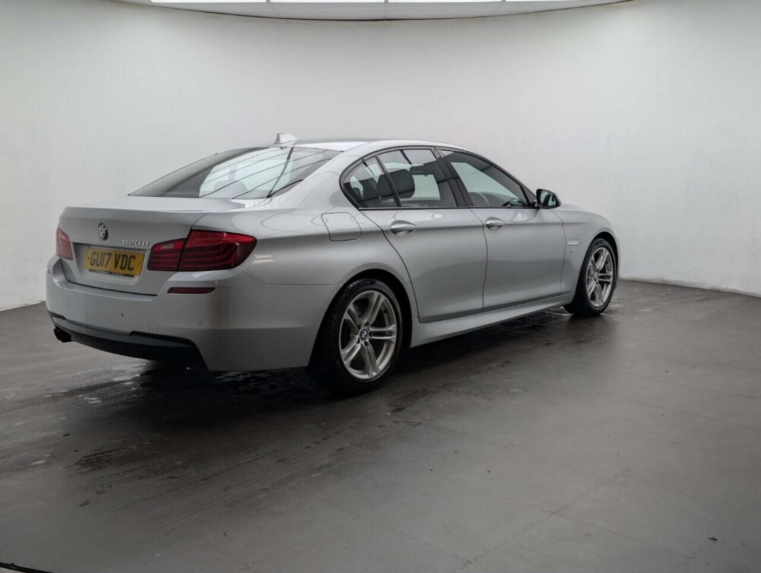 Used BMW 5 Series 2017 for sale - 77714857: Photo 8