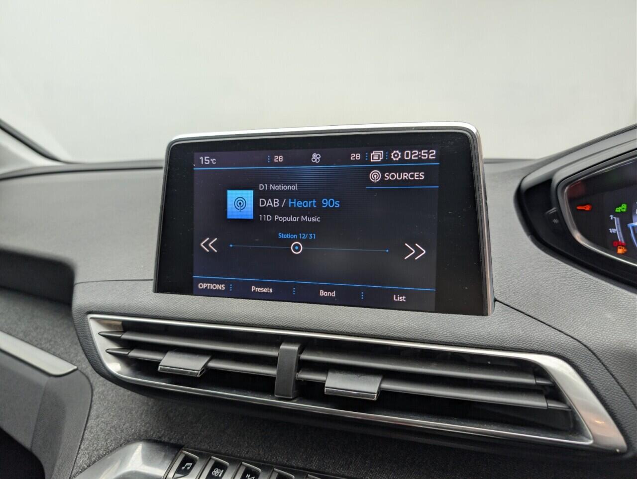 Used Peugeot 3008 2018 for sale - 76658996: Photo 11