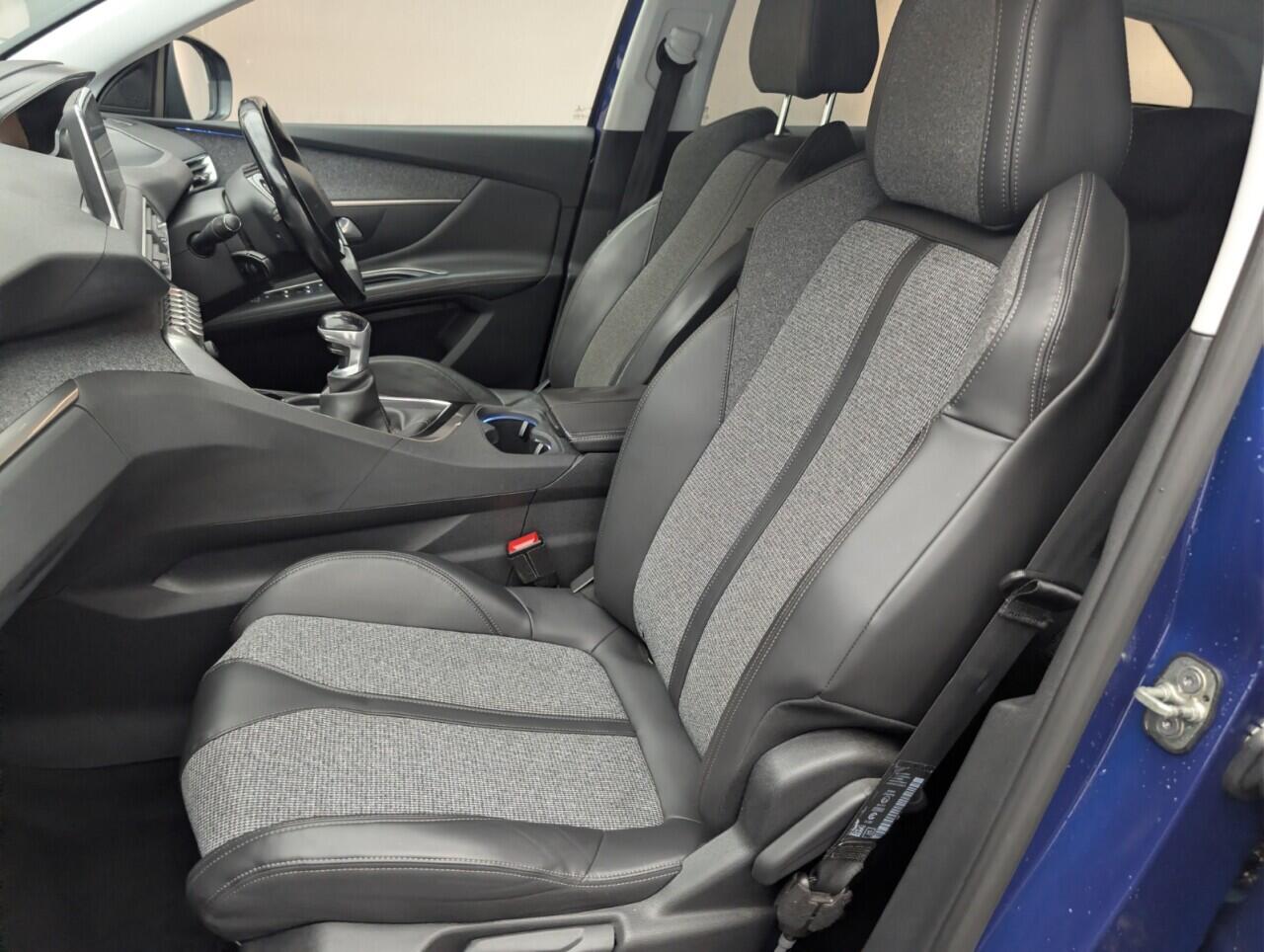 Used Peugeot 3008 2018 for sale - 76658996: Photo 26