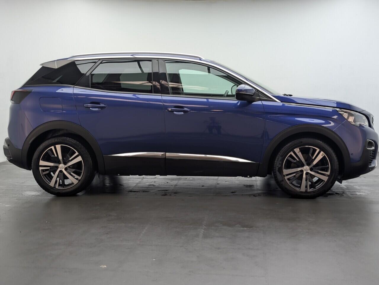 Used Peugeot 3008 2018 for sale - 76658996: Photo 8