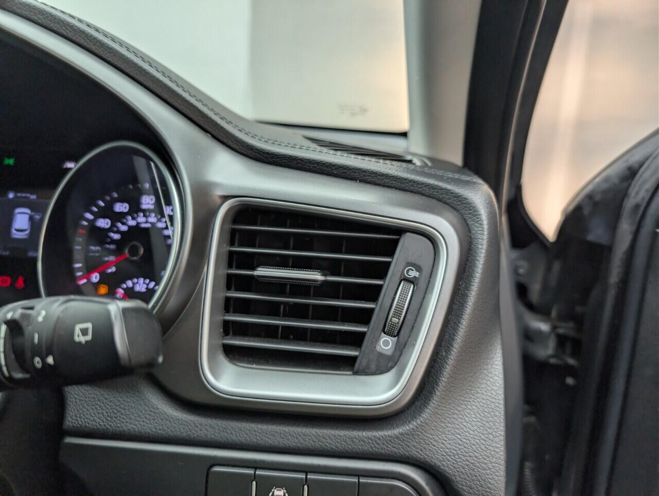 Used Kia Ceed 2019 for sale - 76913520: Photo 19