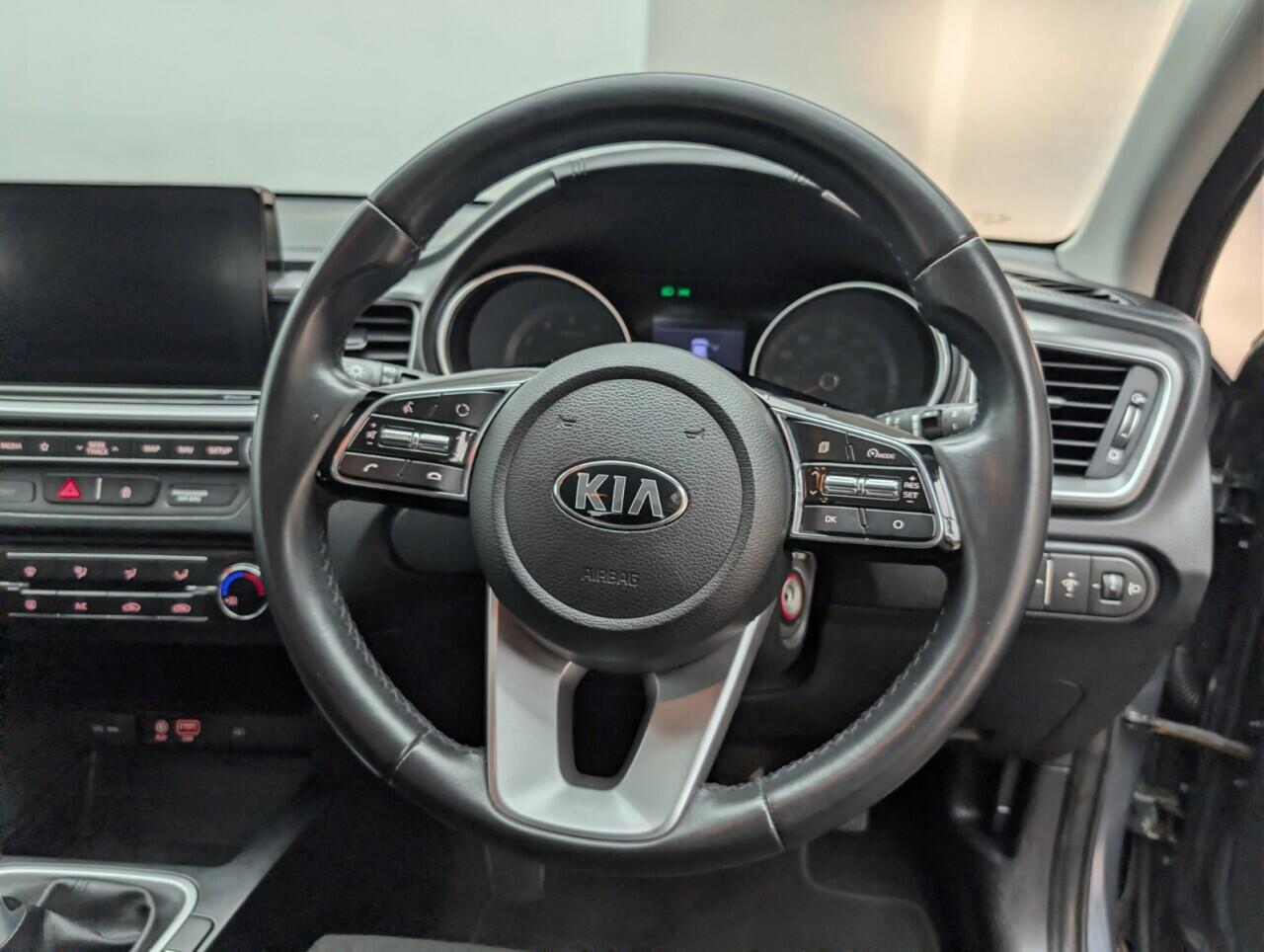 Used Kia Ceed 2019 for sale - 76913520: Photo 21