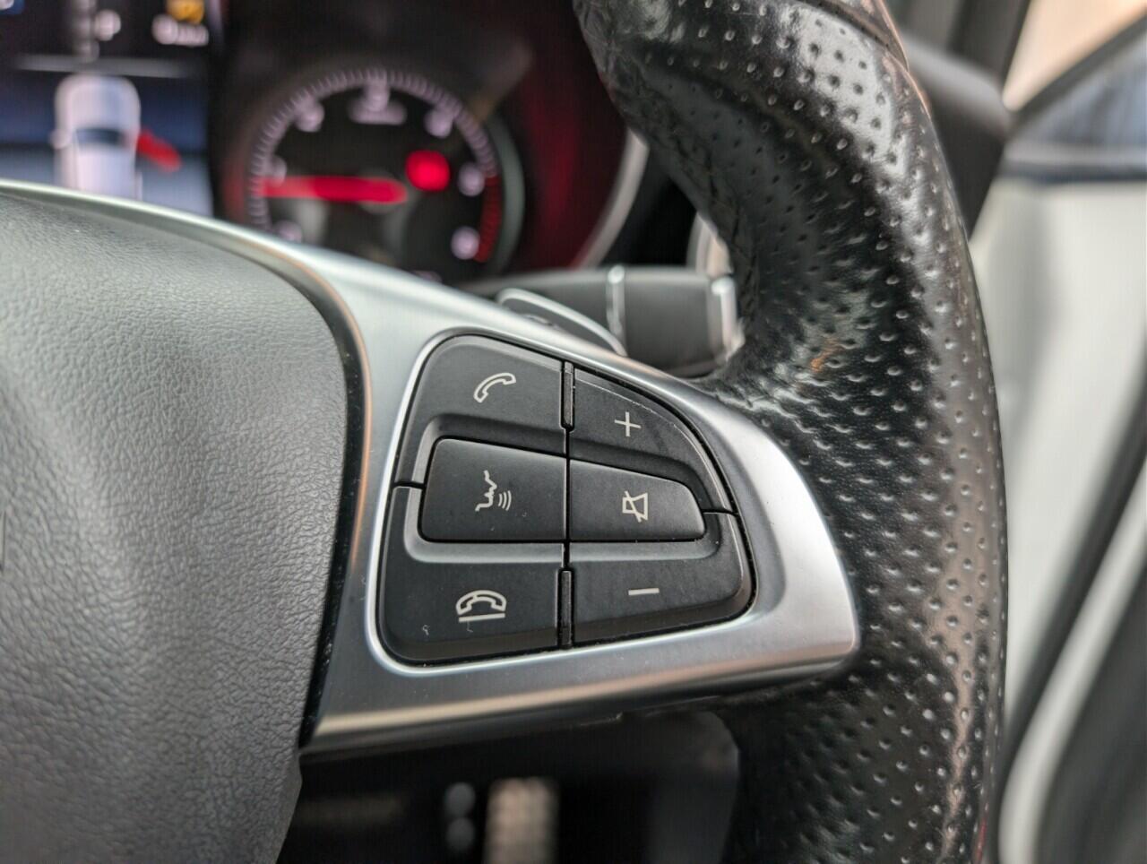 Used Mercedes-Benz GLC 2018 for sale - 77215015: Photo 20