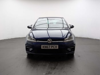 Used Volkswagen Golf 2017 for sale - 77713533: Photo