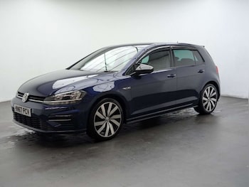 Used Volkswagen Golf 2017 for sale - 77713533: Photo