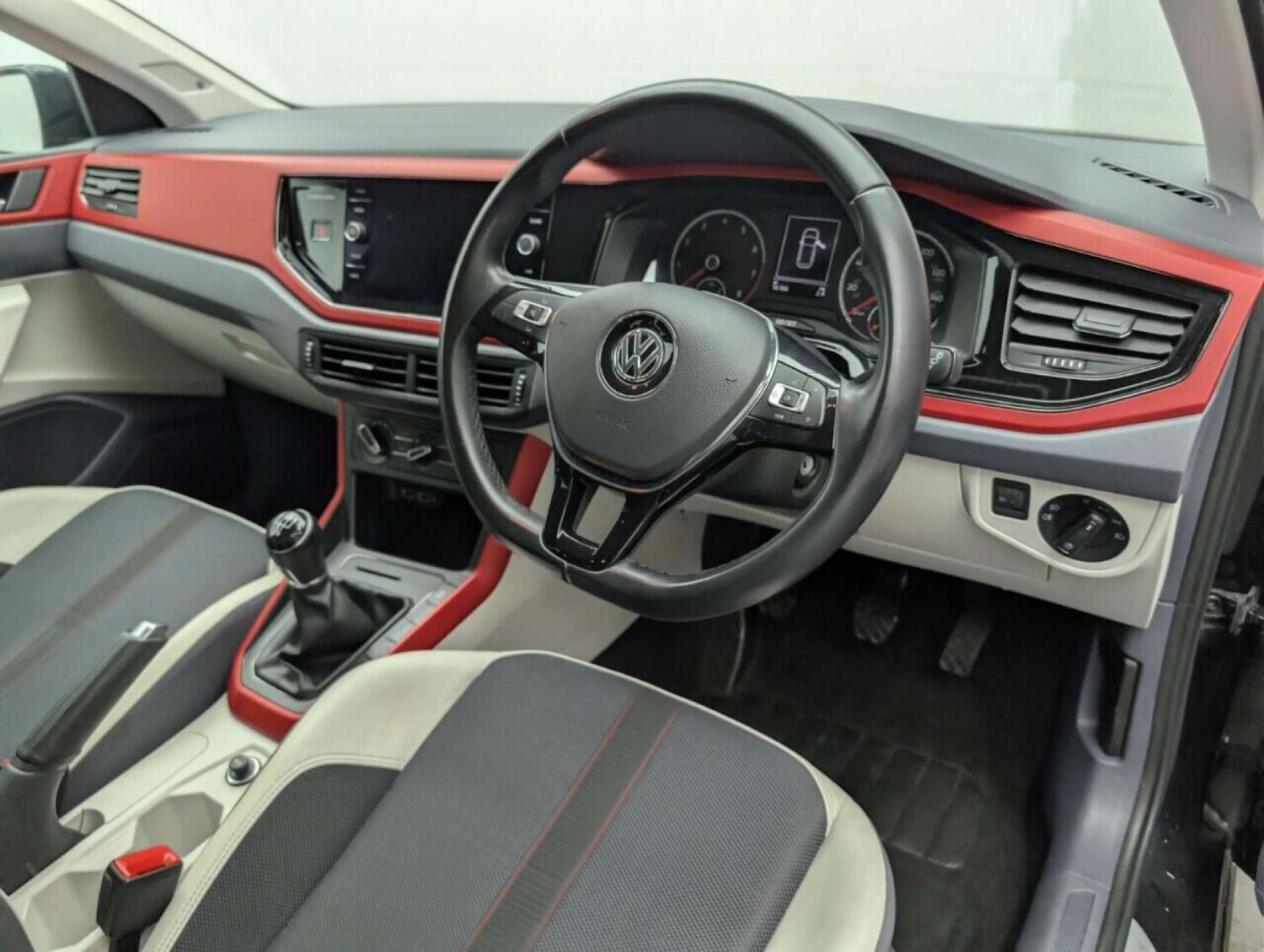 Used Volkswagen Polo 2020 for sale - 77713303: Photo 10