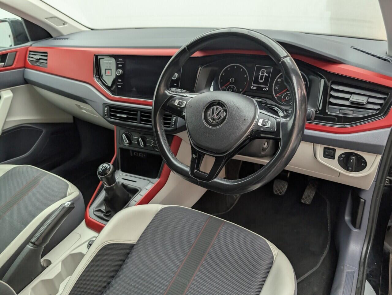 Used Volkswagen Polo 2019 for sale - 76485492: Photo 10