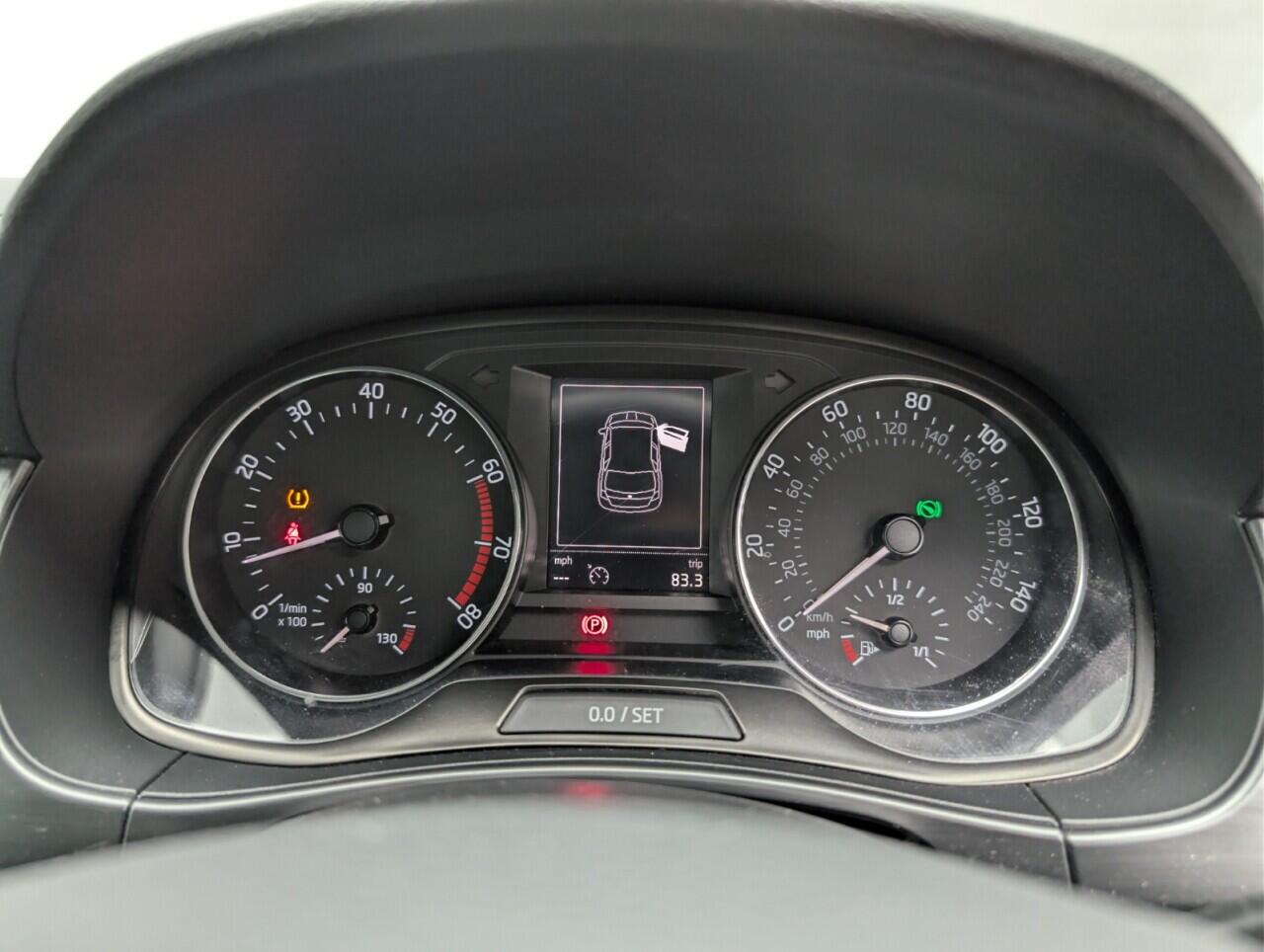 Used Skoda Fabia 2015 for sale - 76989609: Photo 17