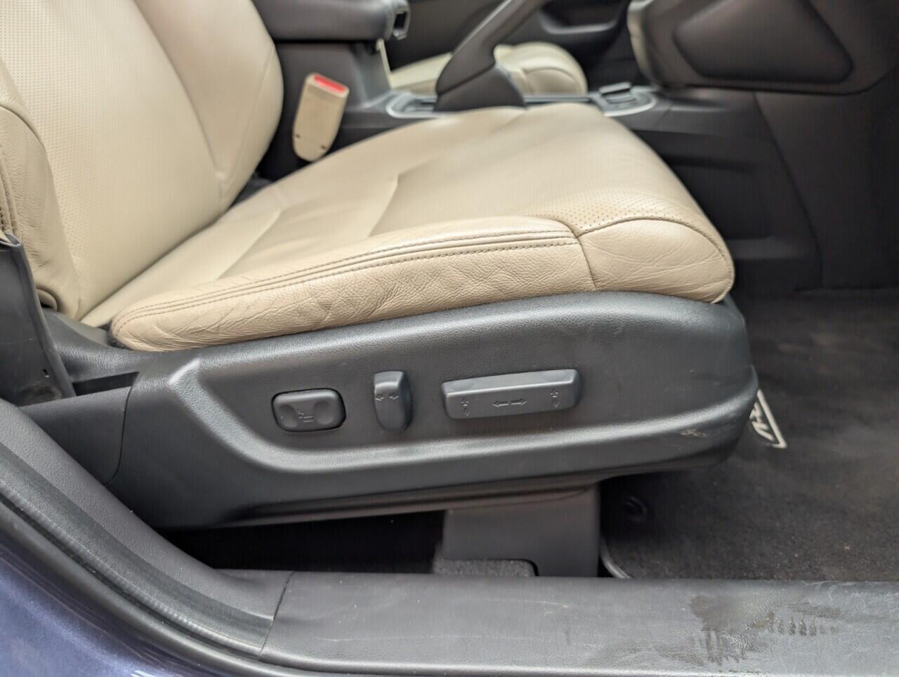 Used Honda CR-V 2017 for sale - 76457620: Photo 24