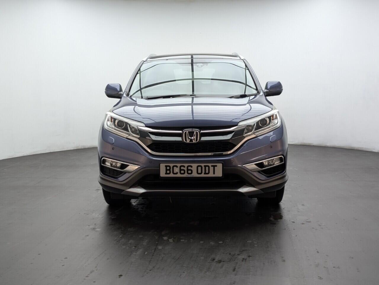 Used Honda CR-V 2017 for sale - 76457620: Photo 3