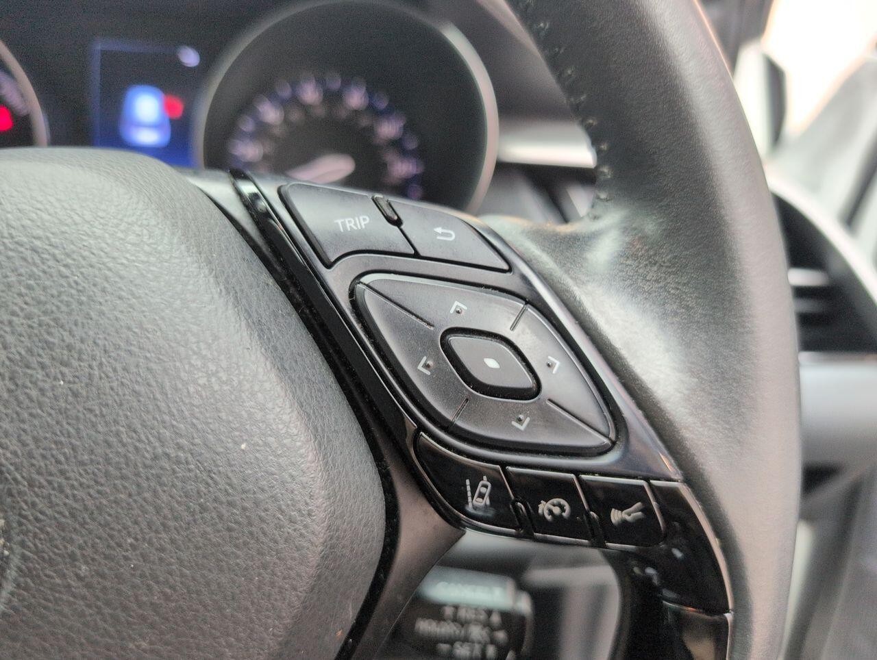 Used Toyota C-HR 2022 for sale - 76425737: Photo 30