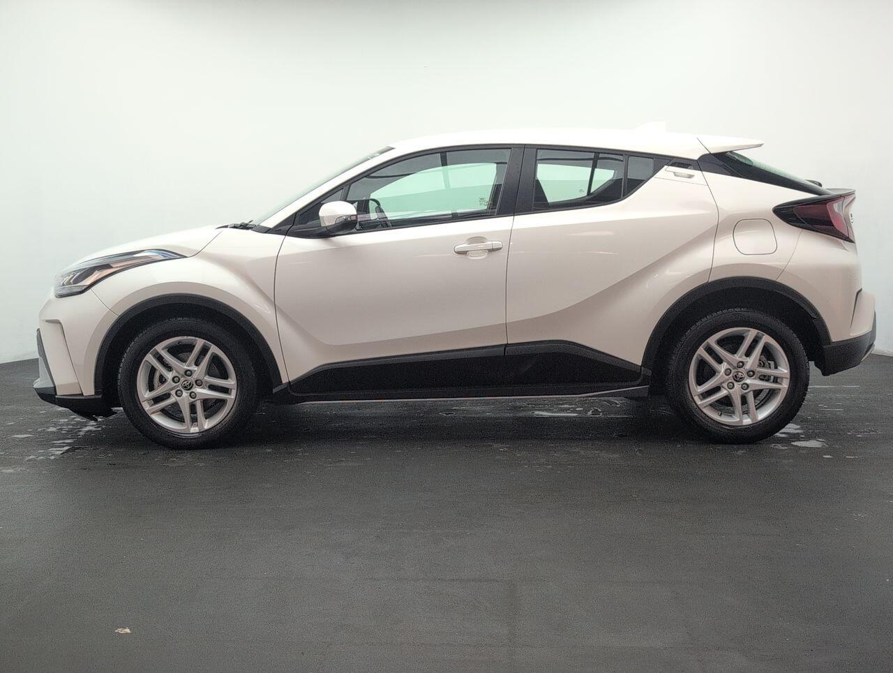 Used Toyota C-HR 2022 for sale - 76425737: Photo 45