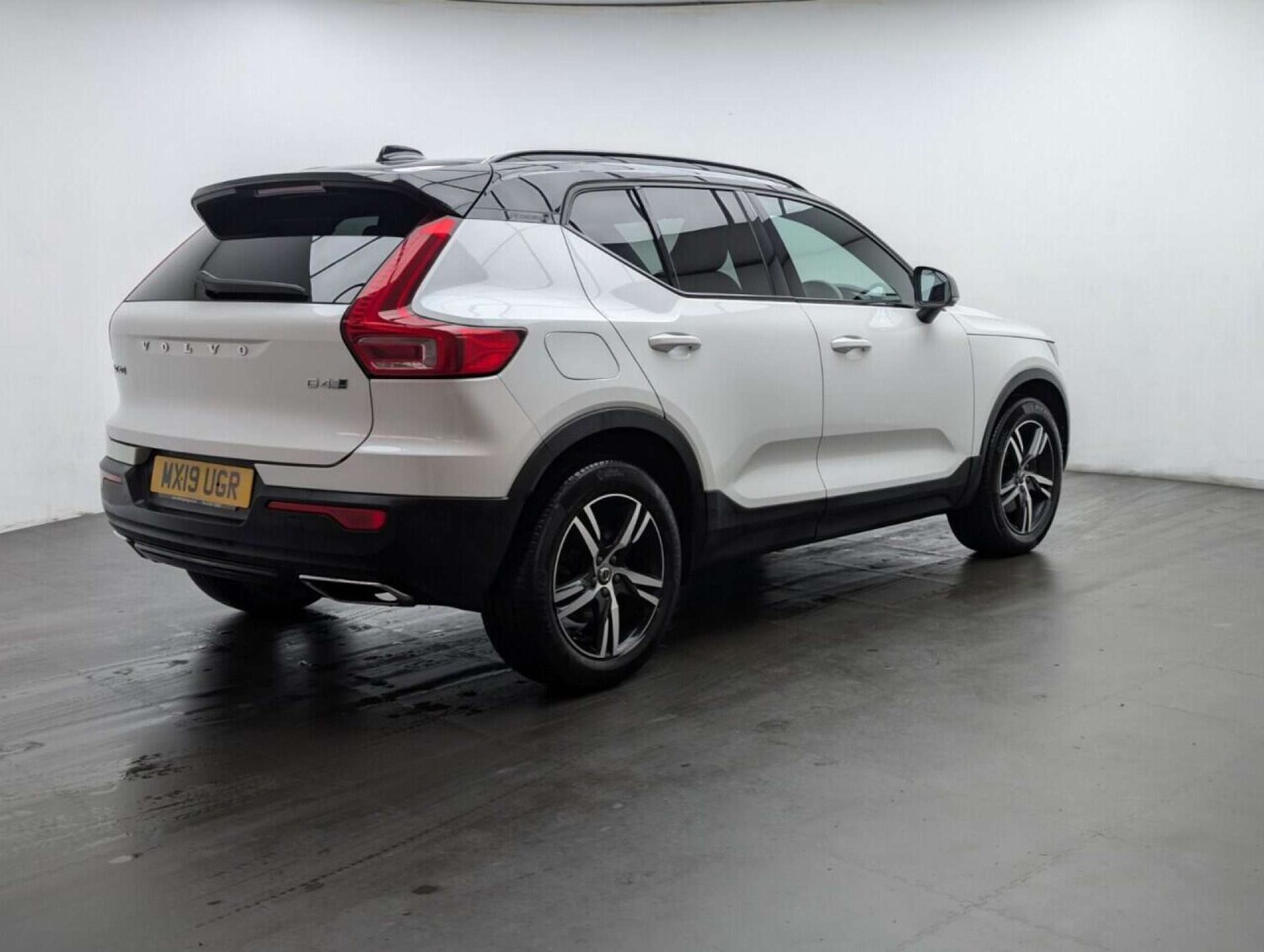 Used Volvo XC40 2019 for sale - 77714003: Photo 8