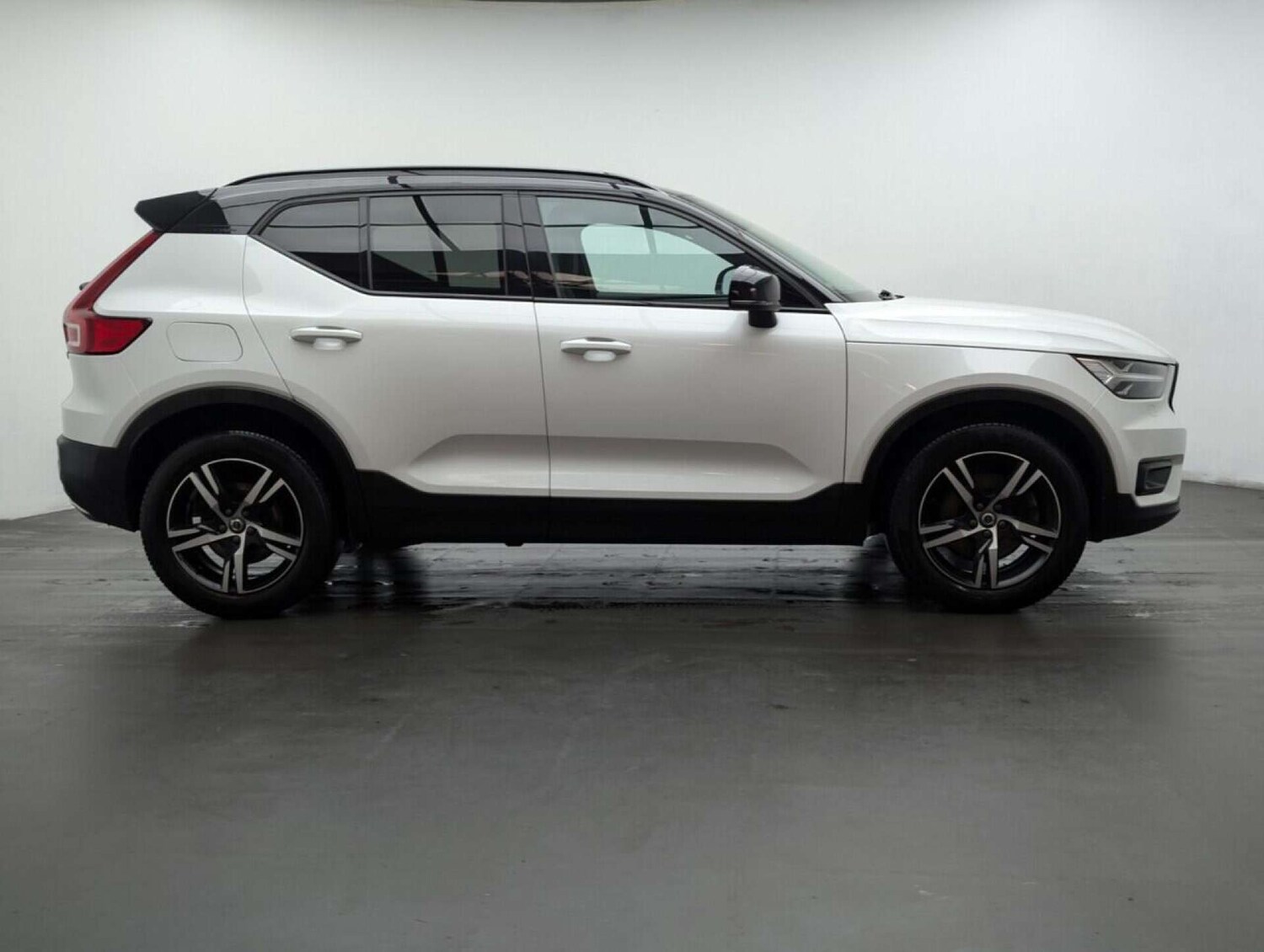 Used Volvo XC40 2019 for sale - 77714003: Photo 9