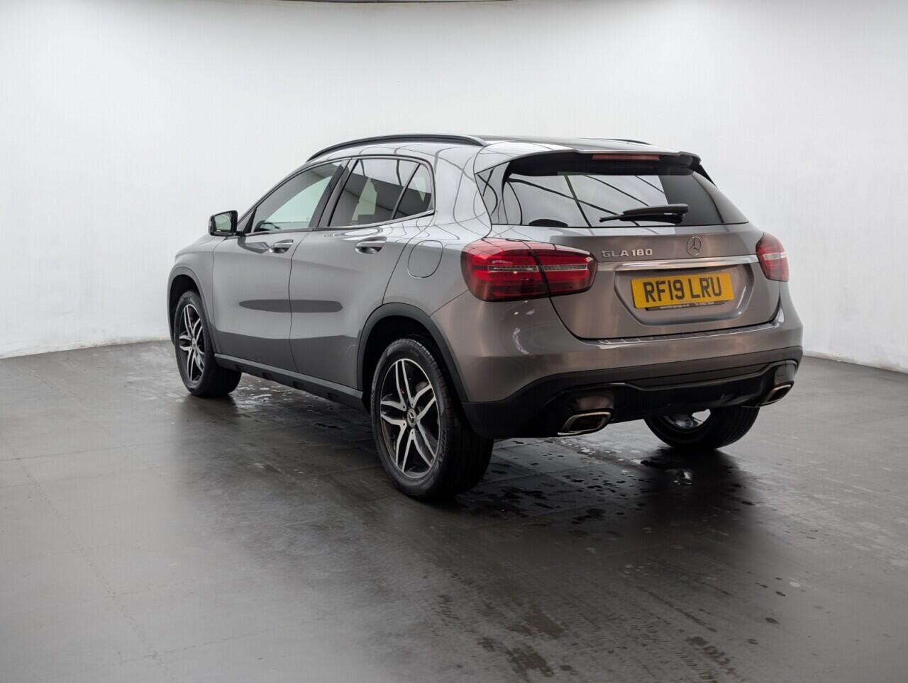 Used Mercedes-Benz A-Class 2019 for sale - 76424549: Photo 6