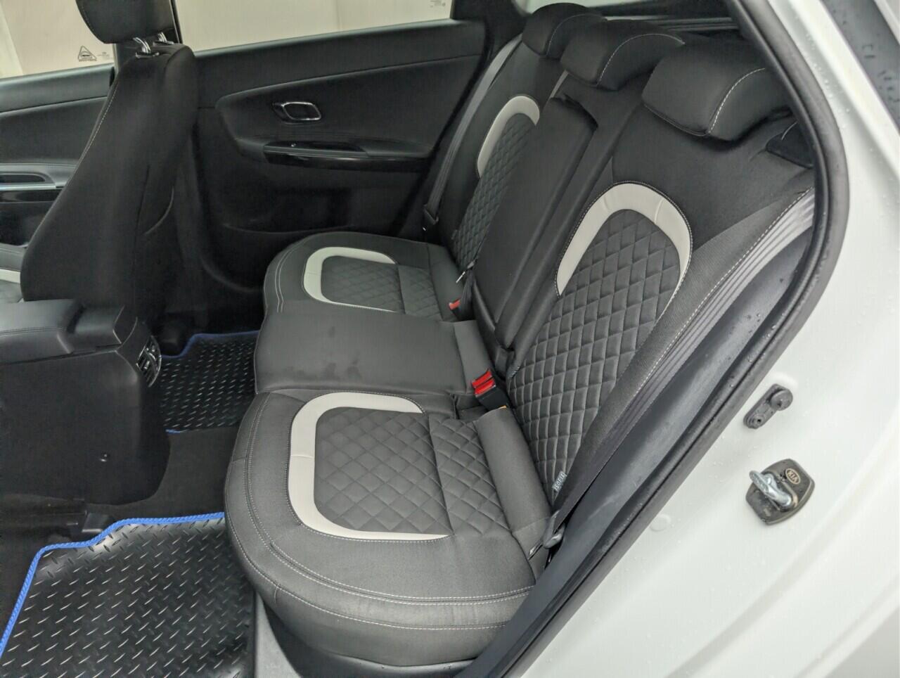 Used Kia Ceed for sale - 76998965: Photo 27