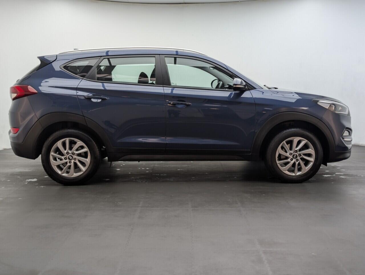 Used Hyundai TUCSON 2017 for sale - 76899064: Photo 9