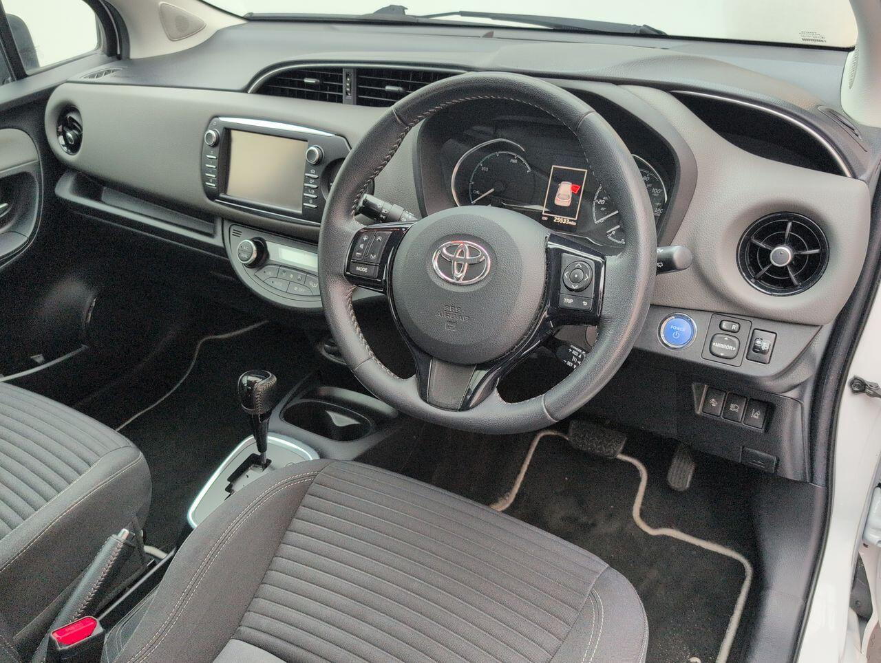 Used Toyota Yaris 2018 for sale - 76423133: Photo 11