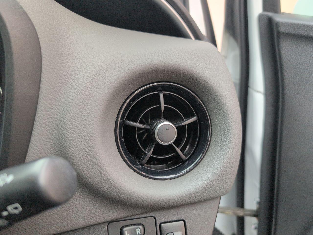 Used Toyota Yaris 2018 for sale - 76423133: Photo 21