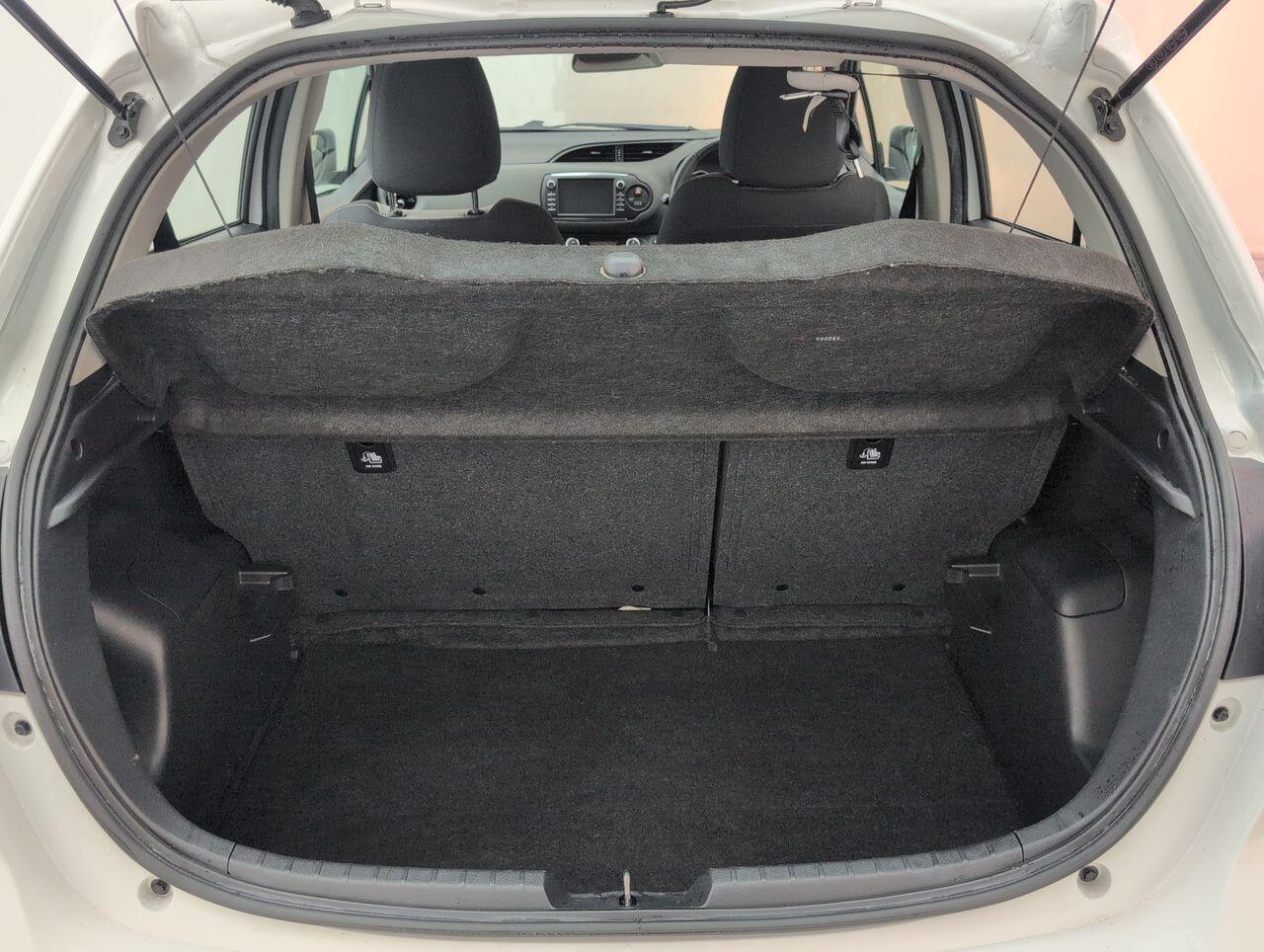 Used Toyota Yaris 2018 for sale - 76423133: Photo 27