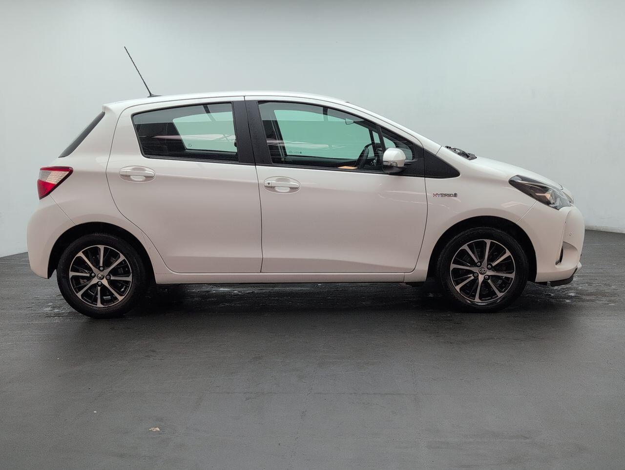 Used Toyota Yaris 2018 for sale - 76423133: Photo 9